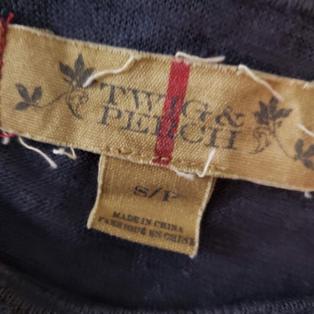 Twig & Perch linen top size small - Picture 6 of 7